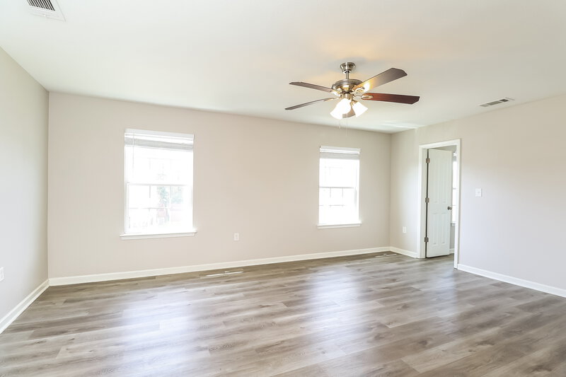 2,135/Mo, 4234 Grant Martin Dr Charlotte, NC 28208 Main Bedroom View