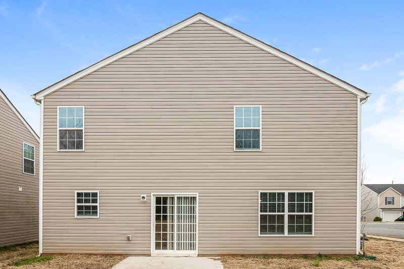 2,040/Mo, 4234 Grant Martin Dr Charlotte, NC 28208 Rear View