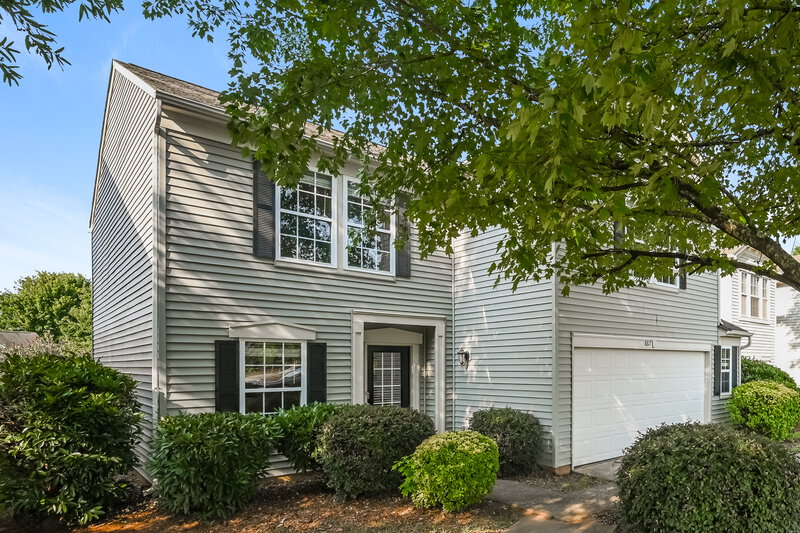 1,975/Mo, 8817 Oak Drive NE Charlotte, NC 28269 Front View
