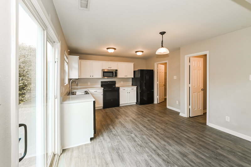 1,975/Mo, 8817 Oak Drive NE Charlotte, NC 28269 Breakfast Nook View