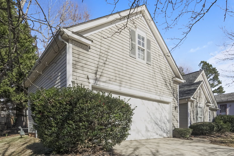 1,940/Mo, 5909 Lawnmeadow Drive Charlotte, NC 28216 Front View