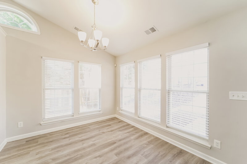 1,940/Mo, 5909 Lawnmeadow Drive Charlotte, NC 28216 Dining Room View