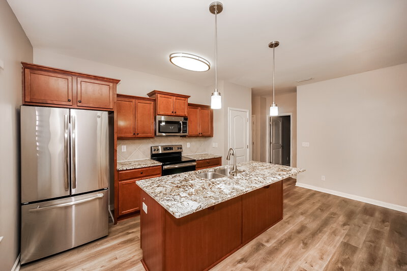 1,845/Mo, 257 Ranlo Avenue Gastonia, NC 28054 Kitchen View 2