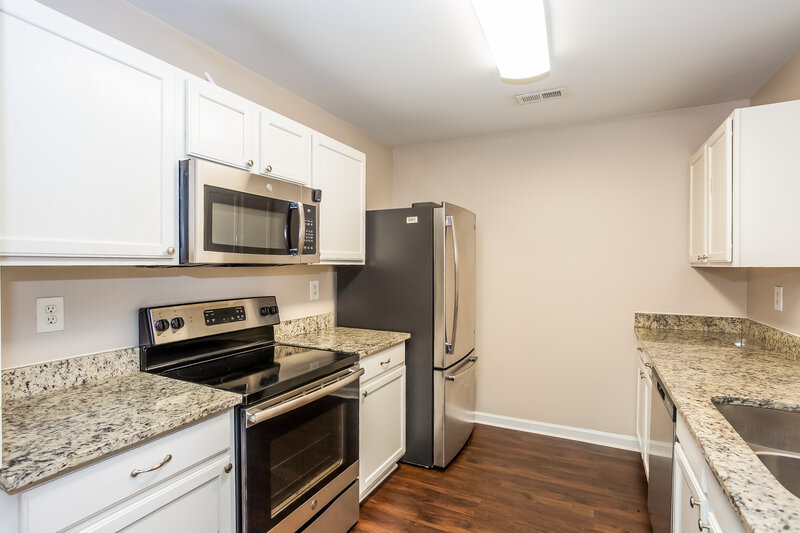 1,860/Mo, 11804 Kilrush Drive Charlotte, NC 28214 Kitchen View