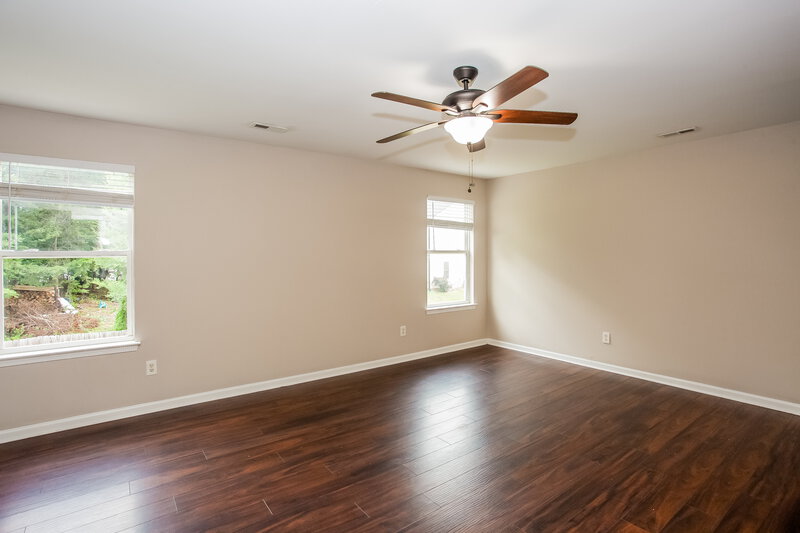 1,860/Mo, 11804 Kilrush Drive Charlotte, NC 28214 Main Bathroom View