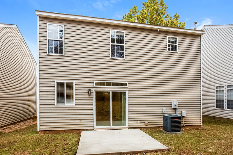 1,770/Mo, 2642 Oasis Lane Charlotte, NC 28214 Rear View 2