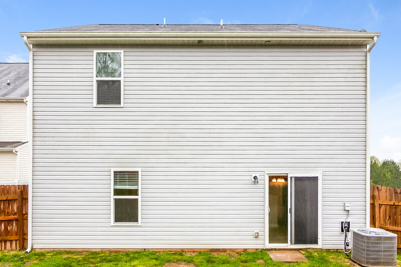 2,115/Mo, 6126 Loy Court Charlotte, NC 28214 Rear View