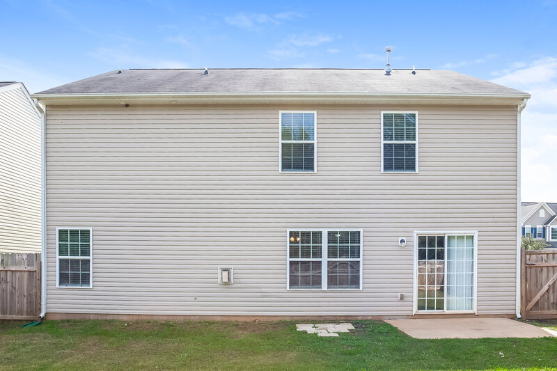 2,105/Mo, 1700 Eastway Drive Dallas, NC 28034 Rear View