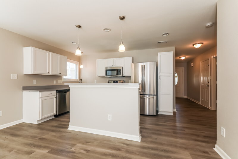 1,950/Mo, 10341 Hugue Way Charlotte, NC 28214 Kitchen View