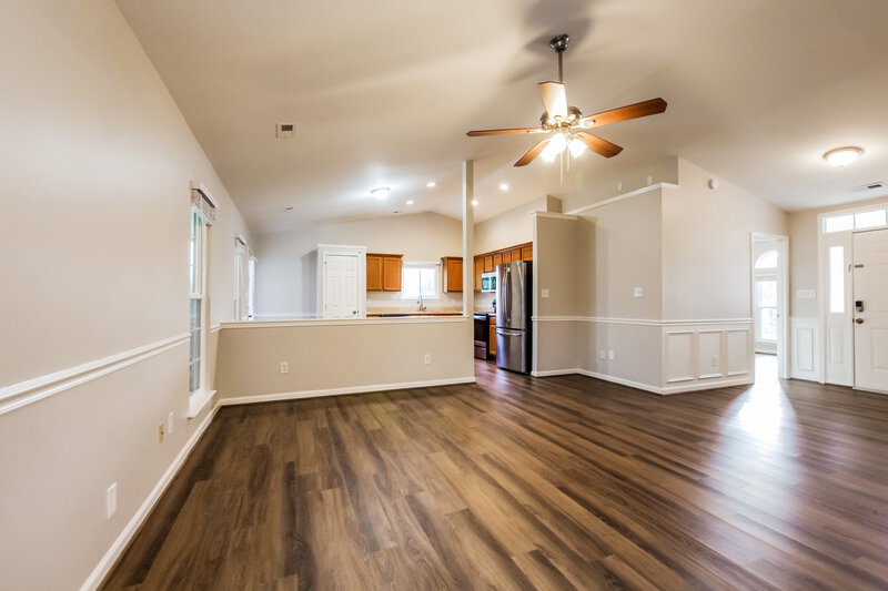 2,330/Mo, 4006 Quail Hollow Ct Indian Trail, NC 28079 Living Room View 2