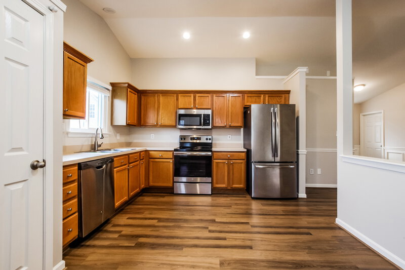 2,330/Mo, 4006 Quail Hollow Ct Indian Trail, NC 28079 Kitchen View 2