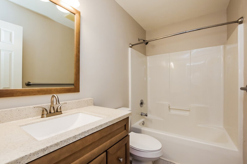 2,330/Mo, 4006 Quail Hollow Ct Indian Trail, NC 28079 Bathroom View