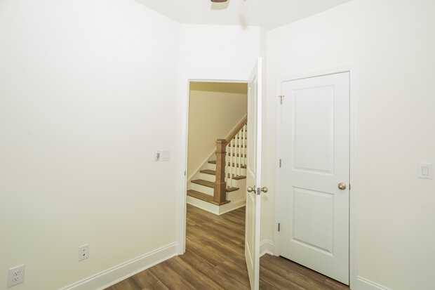 Simple Thermostat Cover And Hallway Progress 5015 Queen Park Ln Charlotte, NC 28217 | Progress Residential