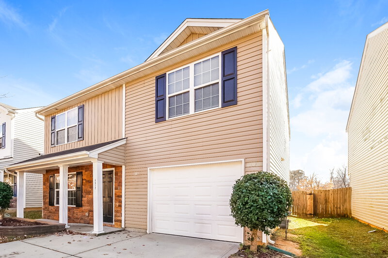 1,990/Mo, 4617 Esmeralda Drive Charlotte, NC 28269 Front View