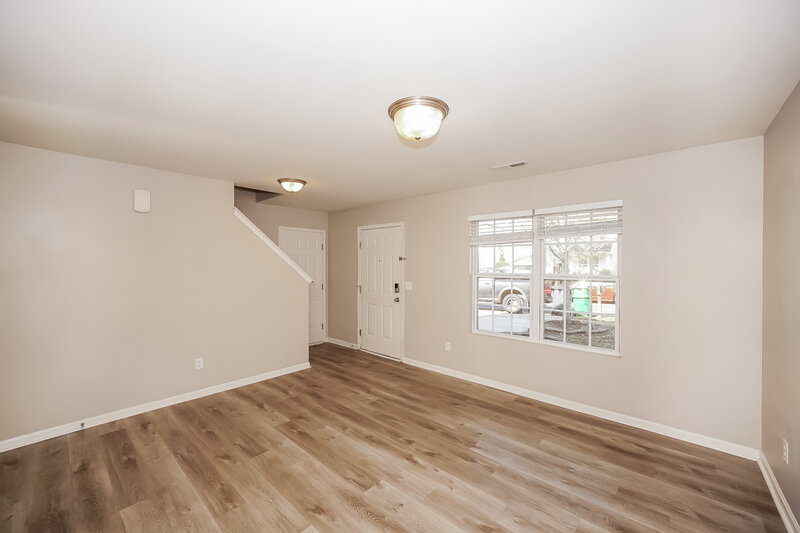 1,990/Mo, 4617 Esmeralda Drive Charlotte, NC 28269 Living Room View