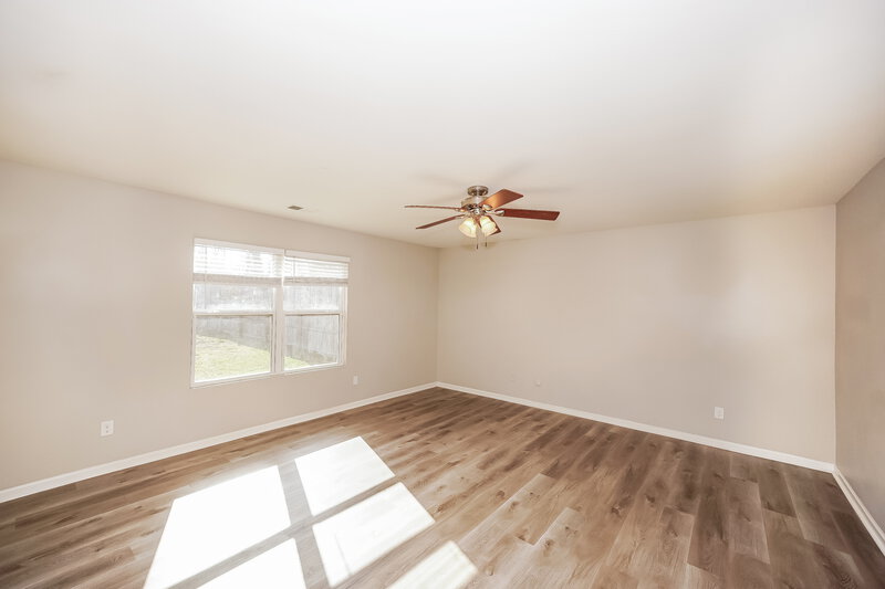 1,990/Mo, 4617 Esmeralda Drive Charlotte, NC 28269 Living Room View 2