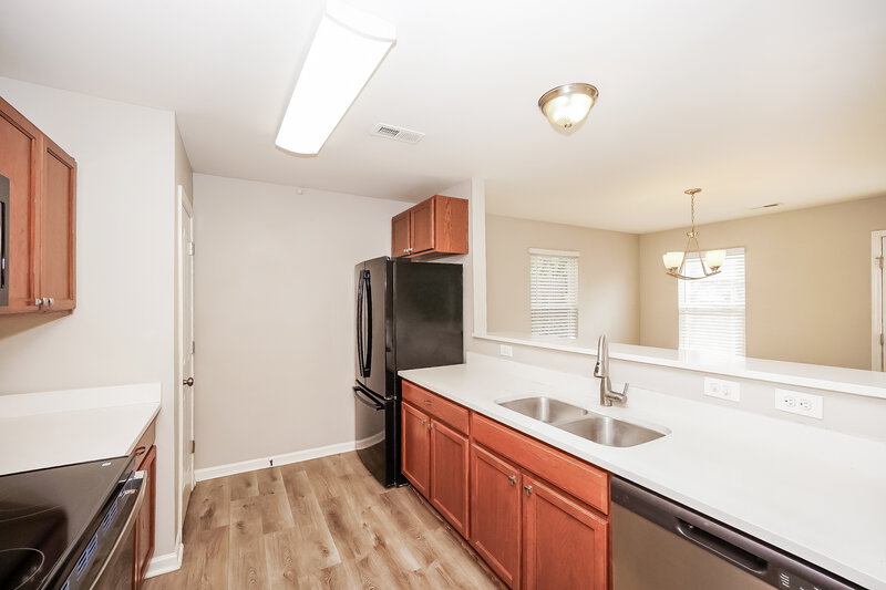 1,990/Mo, 4617 Esmeralda Drive Charlotte, NC 28269 Kitchen View 2