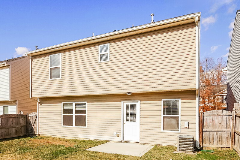 1,990/Mo, 4617 Esmeralda Drive Charlotte, NC 28269 Rear View