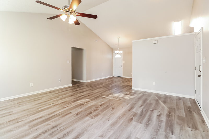 1,835/Mo, 3044 Hawick Commons Dr Concord, NC 28027 Living Room View 2