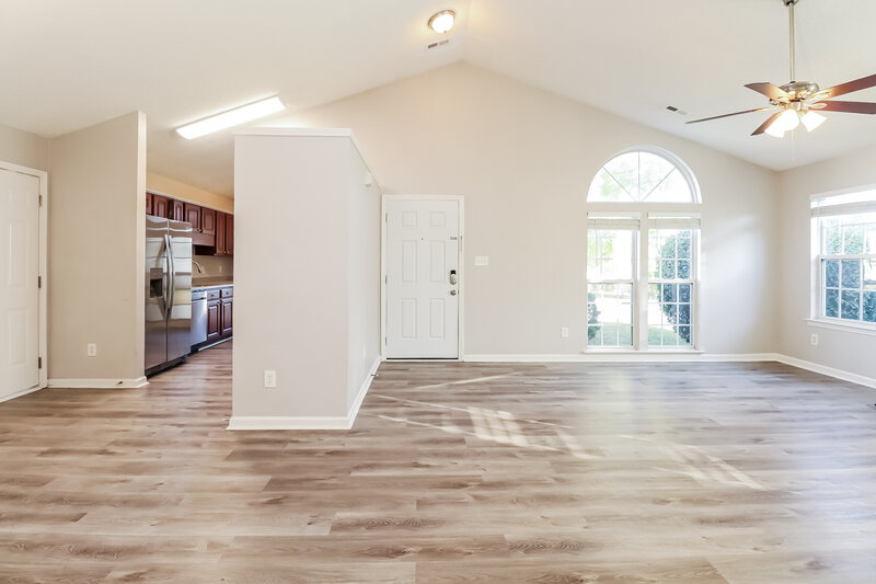 1,835/Mo, 3044 Hawick Commons Dr Concord, NC 28027 Living Room View 3