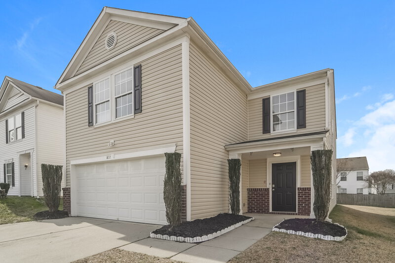 2,075/Mo, 822 Littleton Dr Concord, NC 28025 Front View