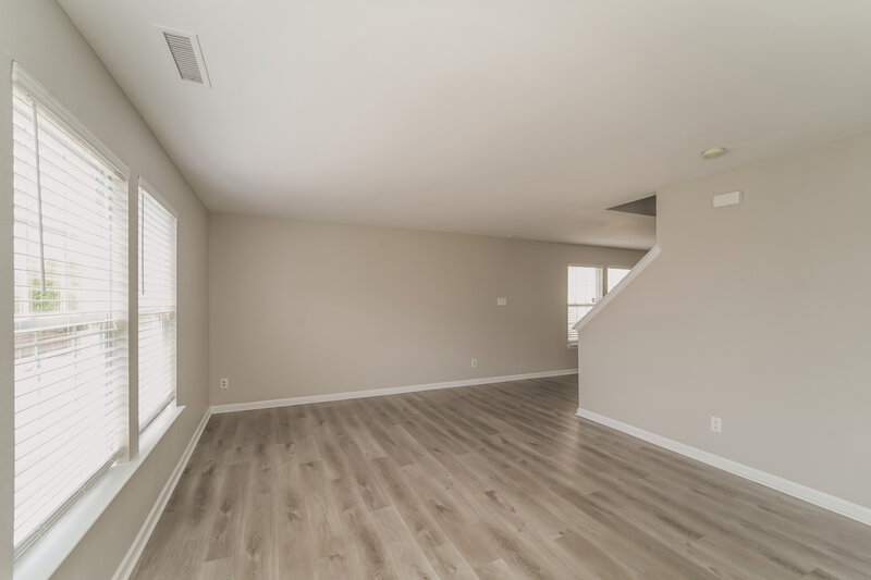 2,075/Mo, 822 Littleton Dr Concord, NC 28025 Living Room View 2