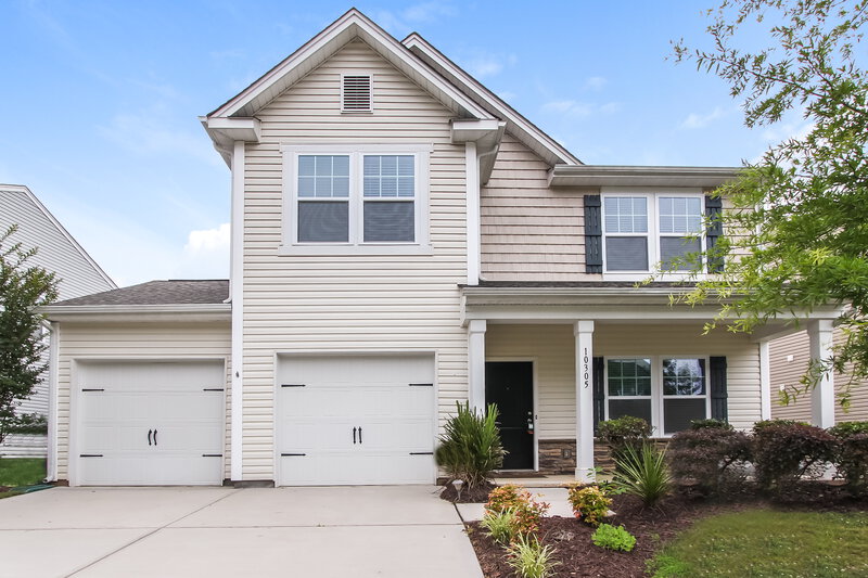 3,360/Mo, 10305 Snowbell Ct Charlotte, NC 28215 Front View