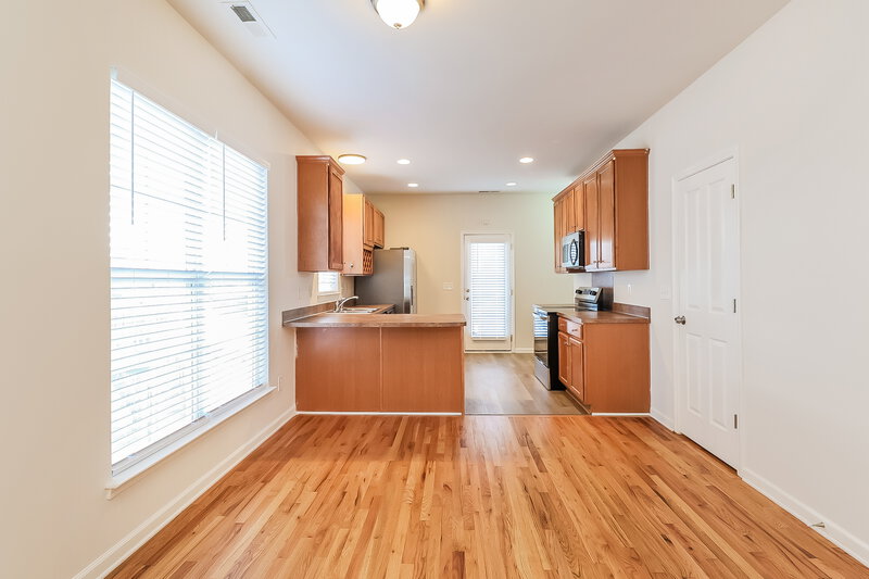 1,975/Mo, 7400 Gilead Rd Huntersville, NC 28078 Dining Room View