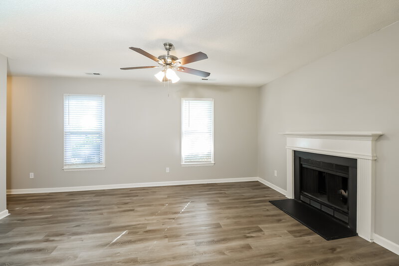 2,160/Mo, 4204 Hounds Run Dr Matthews, NC 28105 Living Room View