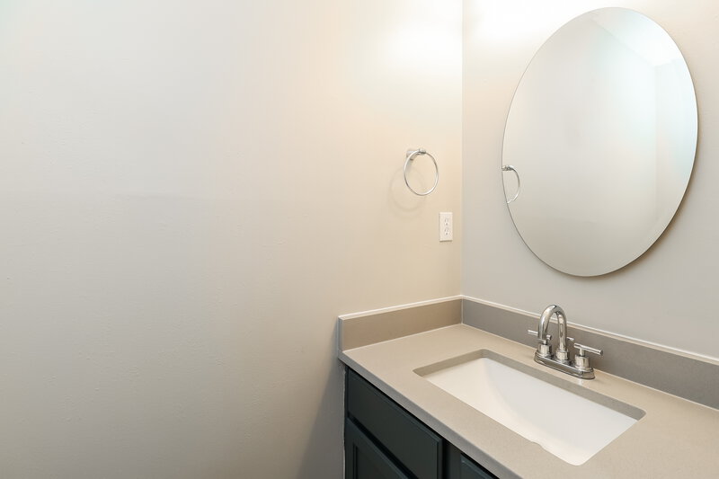 2,160/Mo, 4204 Hounds Run Dr Matthews, NC 28105 Bathroom View 2