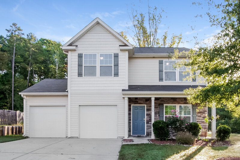 2,250/Mo, 6629 Covington Commons Dr Charlotte, NC 28227 External View