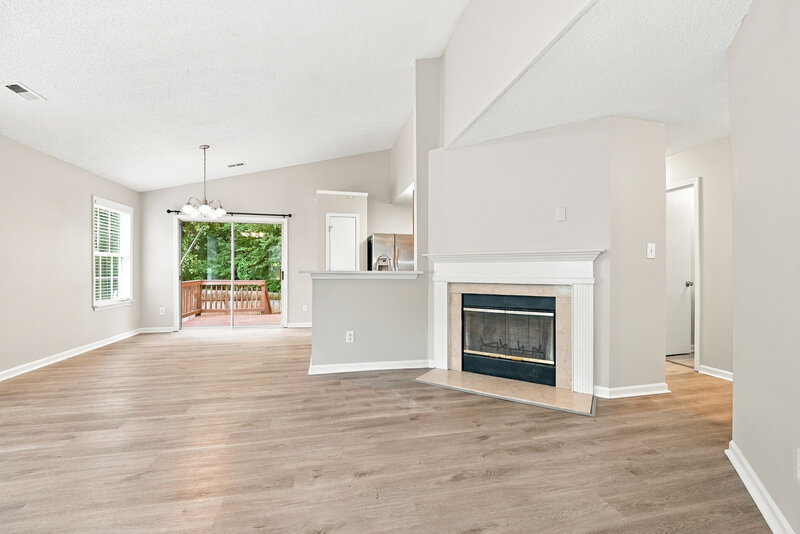 1,825/Mo, 11926 Stewarts Crossing Dr Charlotte, NC 28215 Living Room View