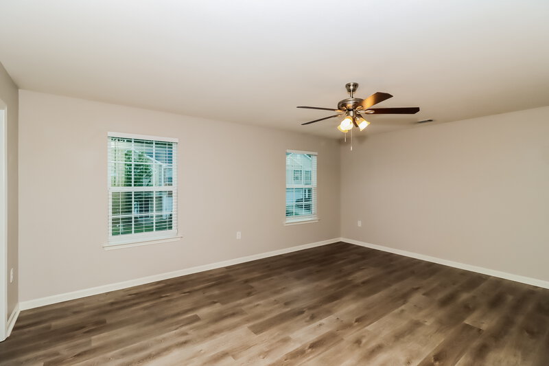 1,810/Mo, 4941 Broad Leaf Ct Dallas, NC 28034 Main Bedroom View