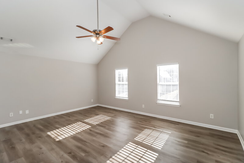 1,925/Mo, 5814 Twin Brook Dr Charlotte, NC 28269 Main Bedroom View