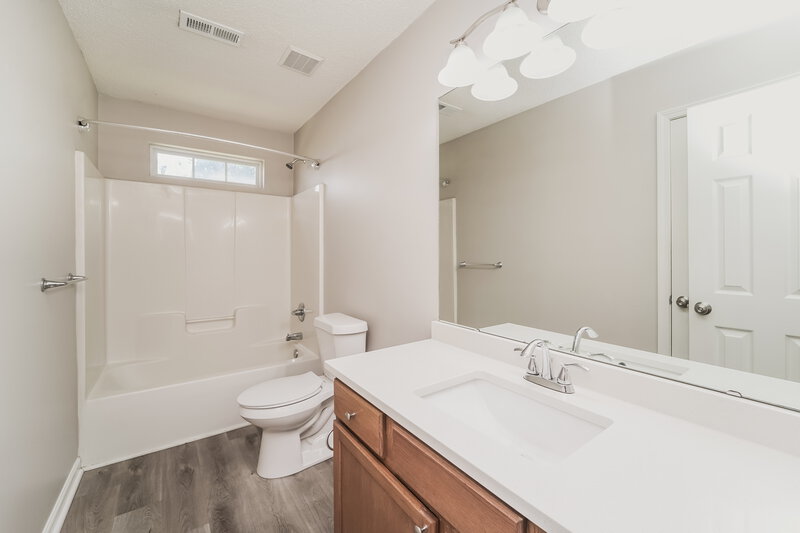 1,685/Mo, 3514 Joel Turner Dr Charlotte, NC 28216 Bathroom View