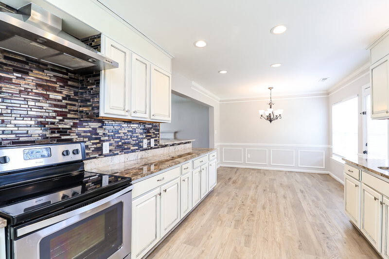 2,040/Mo, 3620 Luton Ct Charlotte, NC 28262 Kitchen View 2