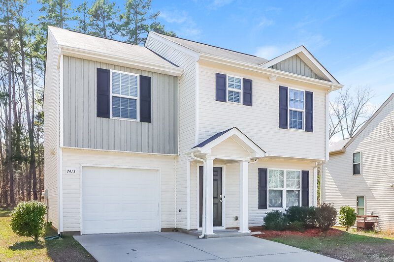 1,895/Mo, 7413 Hidden Creek Dr Charlotte, NC 28214 Front View