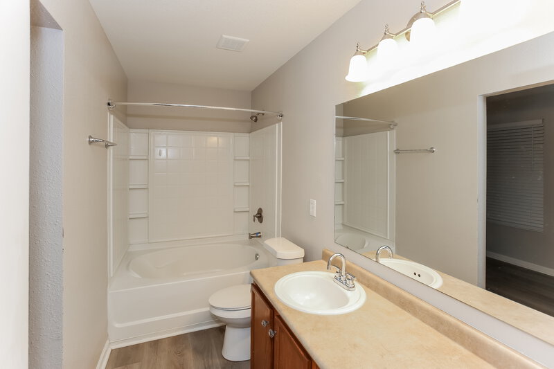 2,660/Mo, 4210 Kellybrook Dr Concord, NC 28025 Main Bathroom View