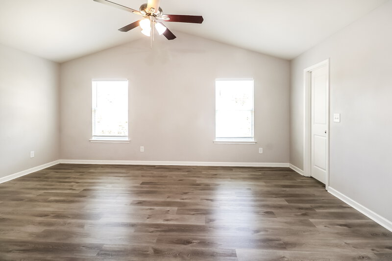 1,945/Mo, 1933 Eastway Dr Dallas, NC 28034 Main Bedroom View 2