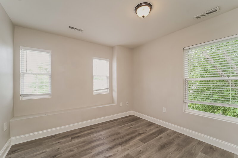 1,840/Mo, 13603 Riding Hill Ave Charlotte, NC 28213 Bedroom View 2