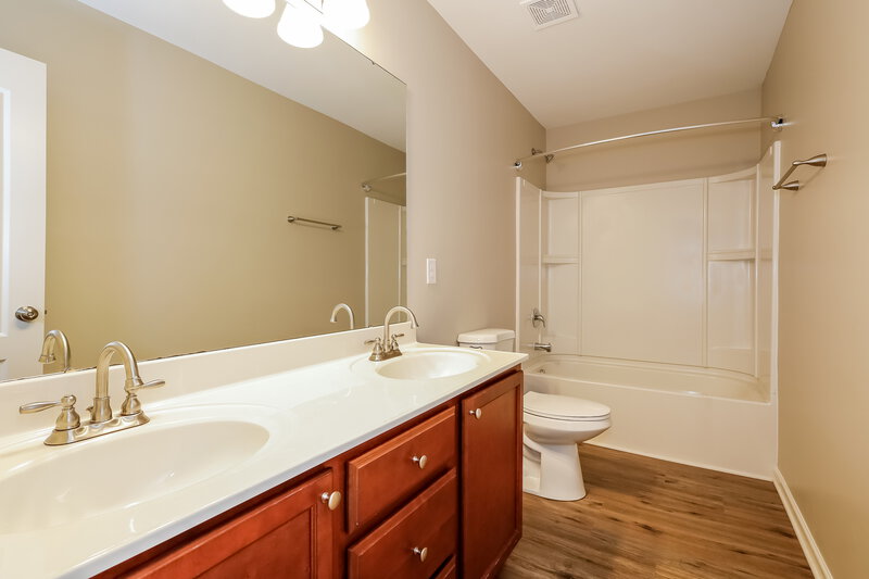 2,235/Mo, 1825 Weddington Rd Matthews, NC 28105 Bathroom View