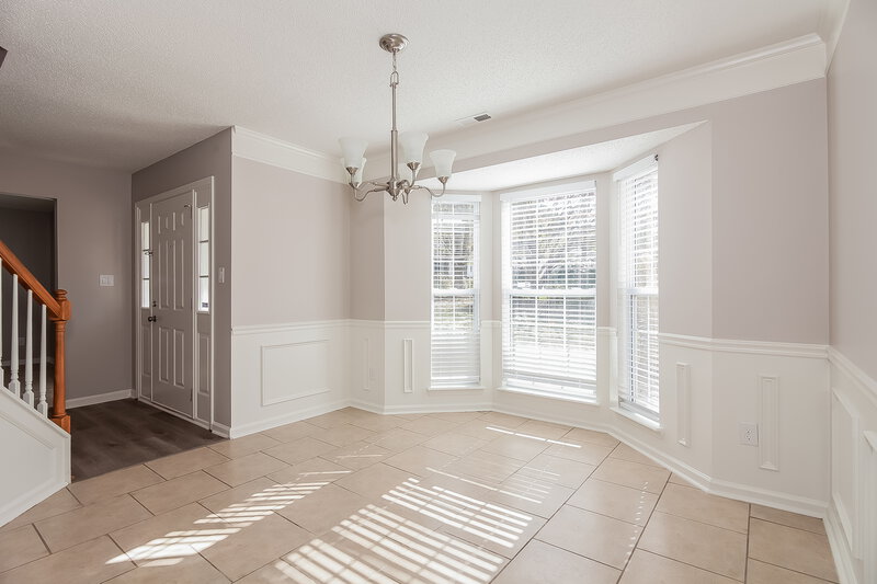 2,250/Mo, 5513 Brook Falls Ct Unit 13 Charlotte, NC 28269 Sitting Room View