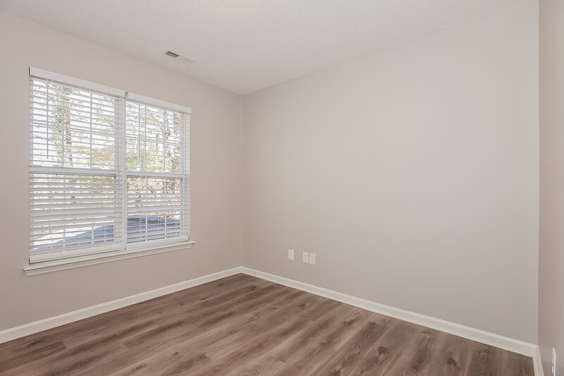 2,250/Mo, 5513 Brook Falls Ct Unit 13 Charlotte, NC 28269 Bedroom View