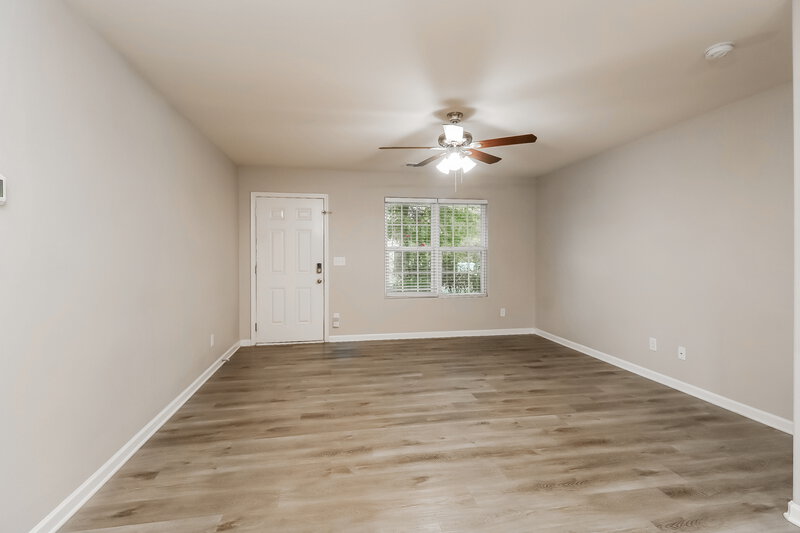 2,450/Mo, 1908 Boulder Ct Gastonia, NC 28054 Living Room View 2