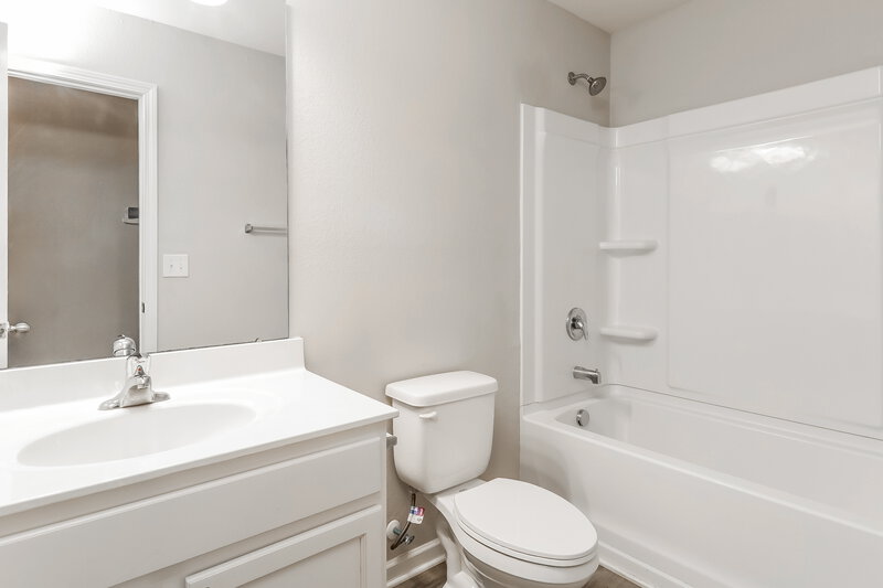 2,450/Mo, 1908 Boulder Ct Gastonia, NC 28054 Bathroom View 2