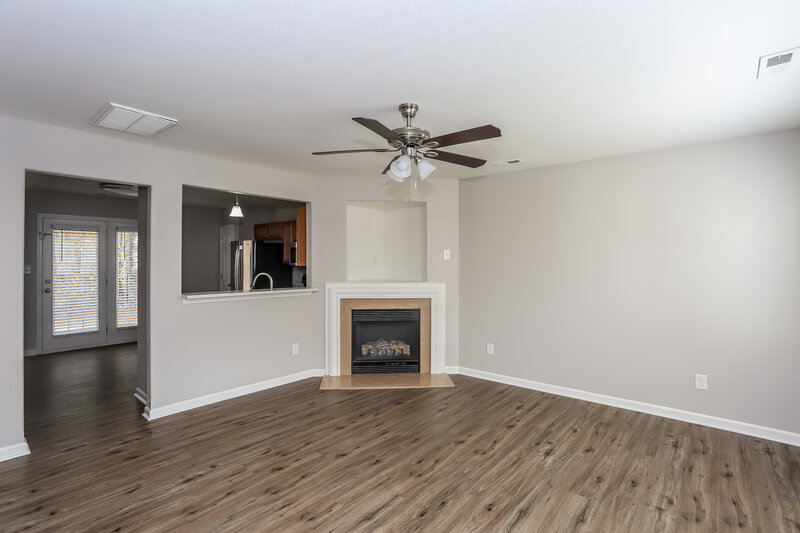 1,875/Mo, 642 Tribune Dr Charlotte, NC 28214 Living Room View 2