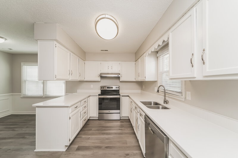 2,535/Mo, 8245 Charles Crawford Dr Charlotte, NC 28269 Misc View 5