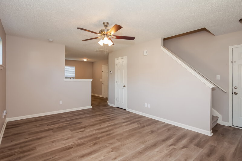 1,690/Mo, 6520 Rockwell Blvd Charlotte, NC 28269 Living Room View