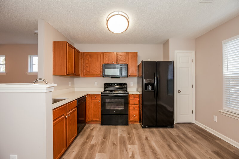 1,690/Mo, 6520 Rockwell Blvd Charlotte, NC 28269 Kitchen View