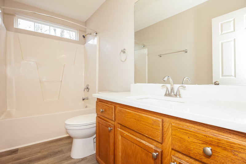 1,690/Mo, 6520 Rockwell Blvd Charlotte, NC 28269 Bathroom View